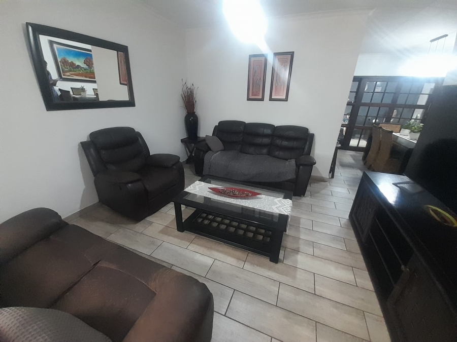 3 Bedroom Property for Sale in Waterval East North West